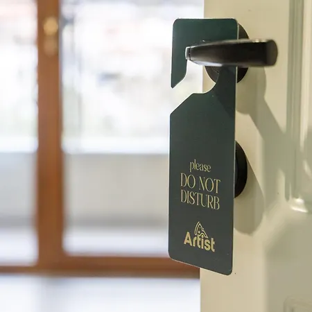 Artist House Pensión Pogradec