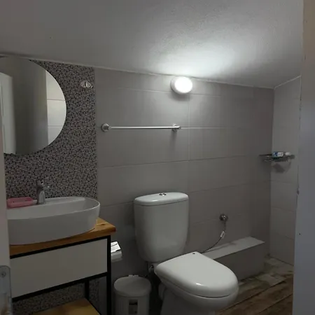 Guest house Artist House *